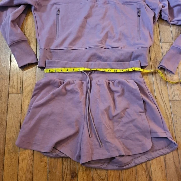 Women's Old Navy Mauve Dynamic Fleece 1/4 Zip Top Shorts set L/XL - Picture 2 of 3